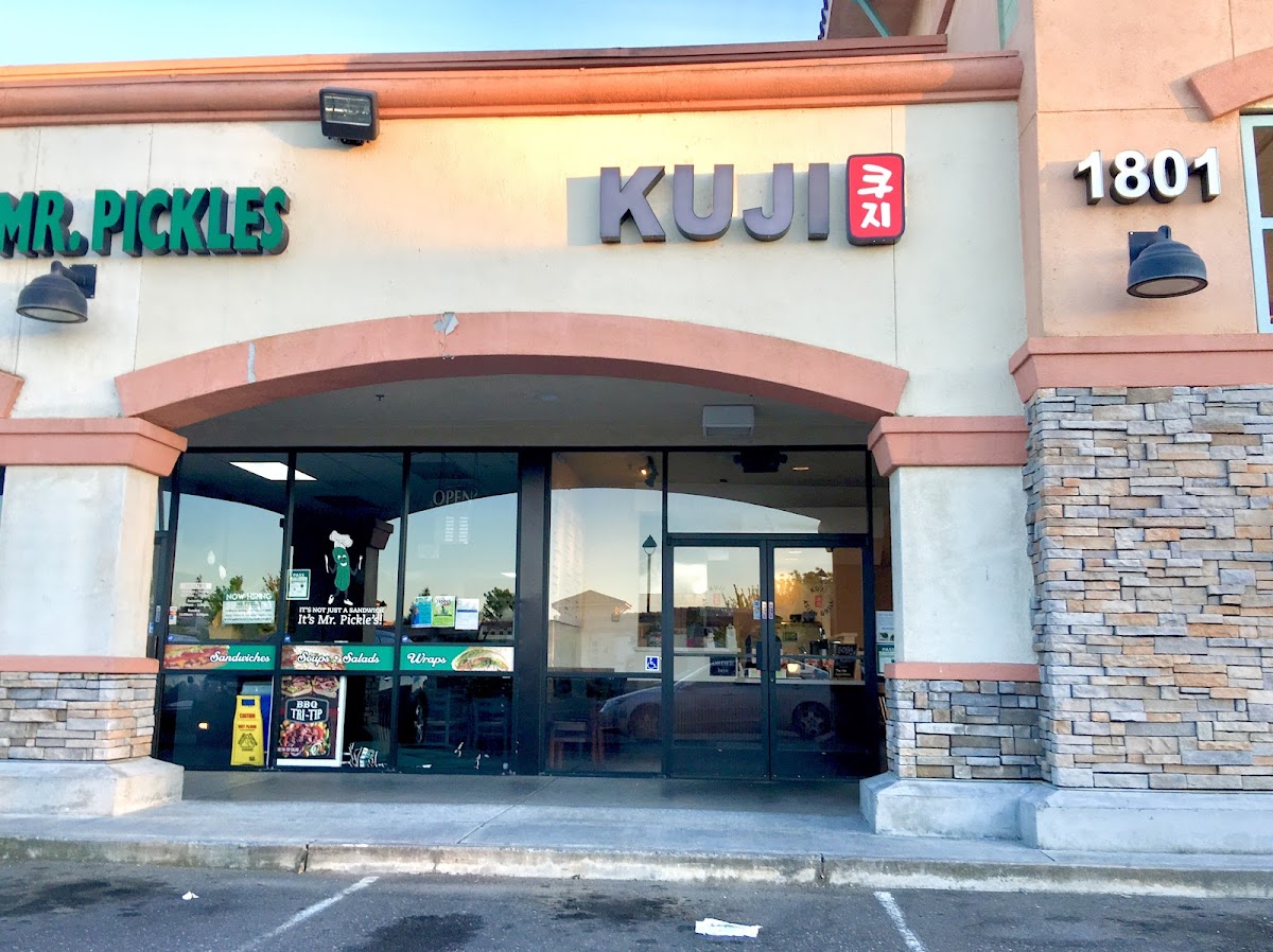 Kuji Asian Grill